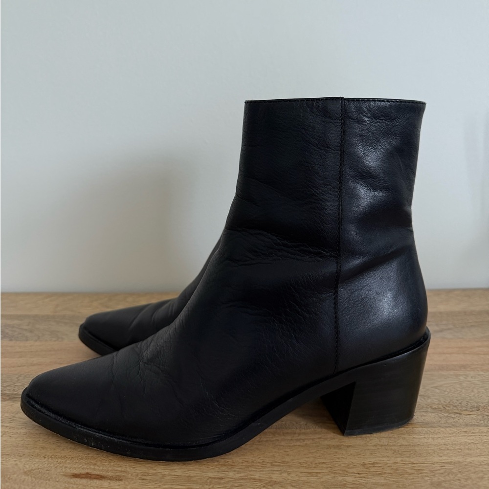 SOLD Madewell black genuine leather ankle boots
